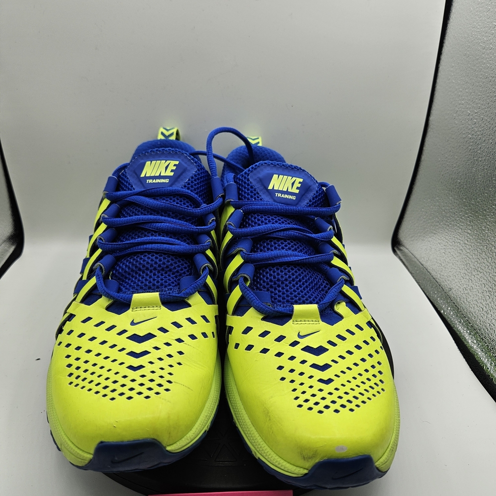 Nike Blue and Neon Green Sneakers.      excellent conditions - Picture 2 of 5